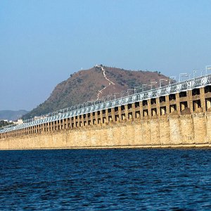 Prakasam Barrage